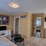 Lovely 2-Bedroom Unit In Duesseldorf Tastefully Furnished