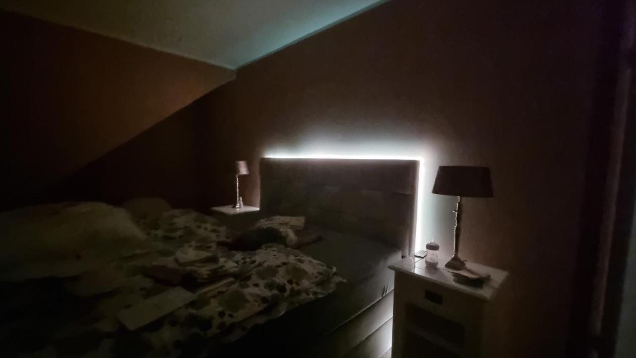 Apartment Lovely 2-bedroom Unit In Duesseldorf Tastefully Furnished