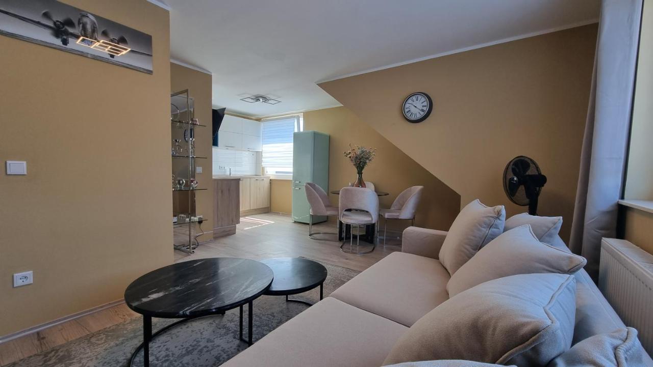 Lovely 2-bedroom Unit In Duesseldorf Tastefully Furnished Apartment Dusseldorf