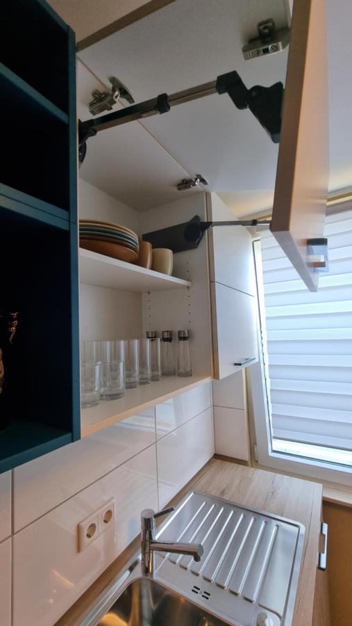 Apartment Lovely 2-bedroom Unit In Duesseldorf Tastefully Furnished *