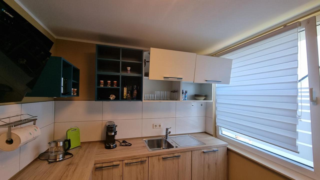 Apartment Lovely 2-bedroom Unit In Duesseldorf Tastefully Furnished Dusseldorf