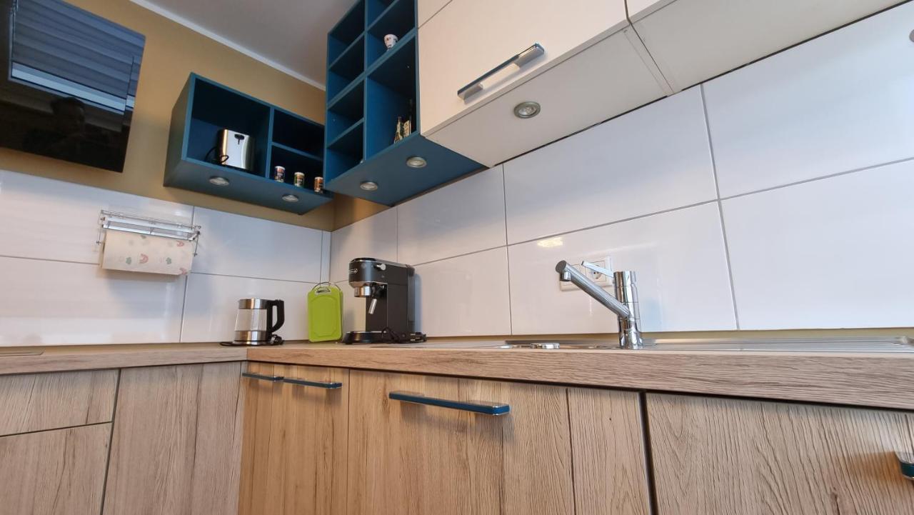 Lovely 2-bedroom Unit In Duesseldorf Tastefully Furnished Apartment *