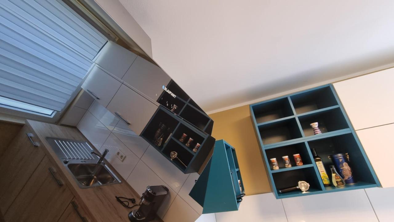 Lovely 2-bedroom Unit In Duesseldorf Tastefully Furnished Dusseldorf