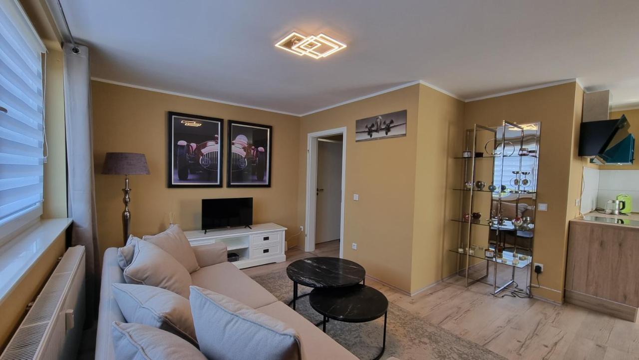 Lovely 2-bedroom Unit In Duesseldorf Tastefully Furnished Apartment Dusseldorf